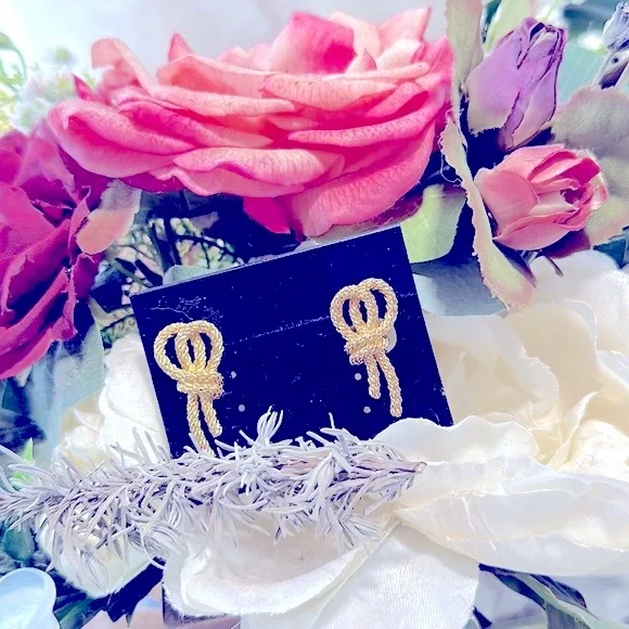 🥳HP:CHRISTIAN DIOR Glamours Gold Double Rope Loops Clip-On Rare Antique Earring - Picture 3 of 16